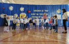 Družino sestavlja ljubezen, igra in delo